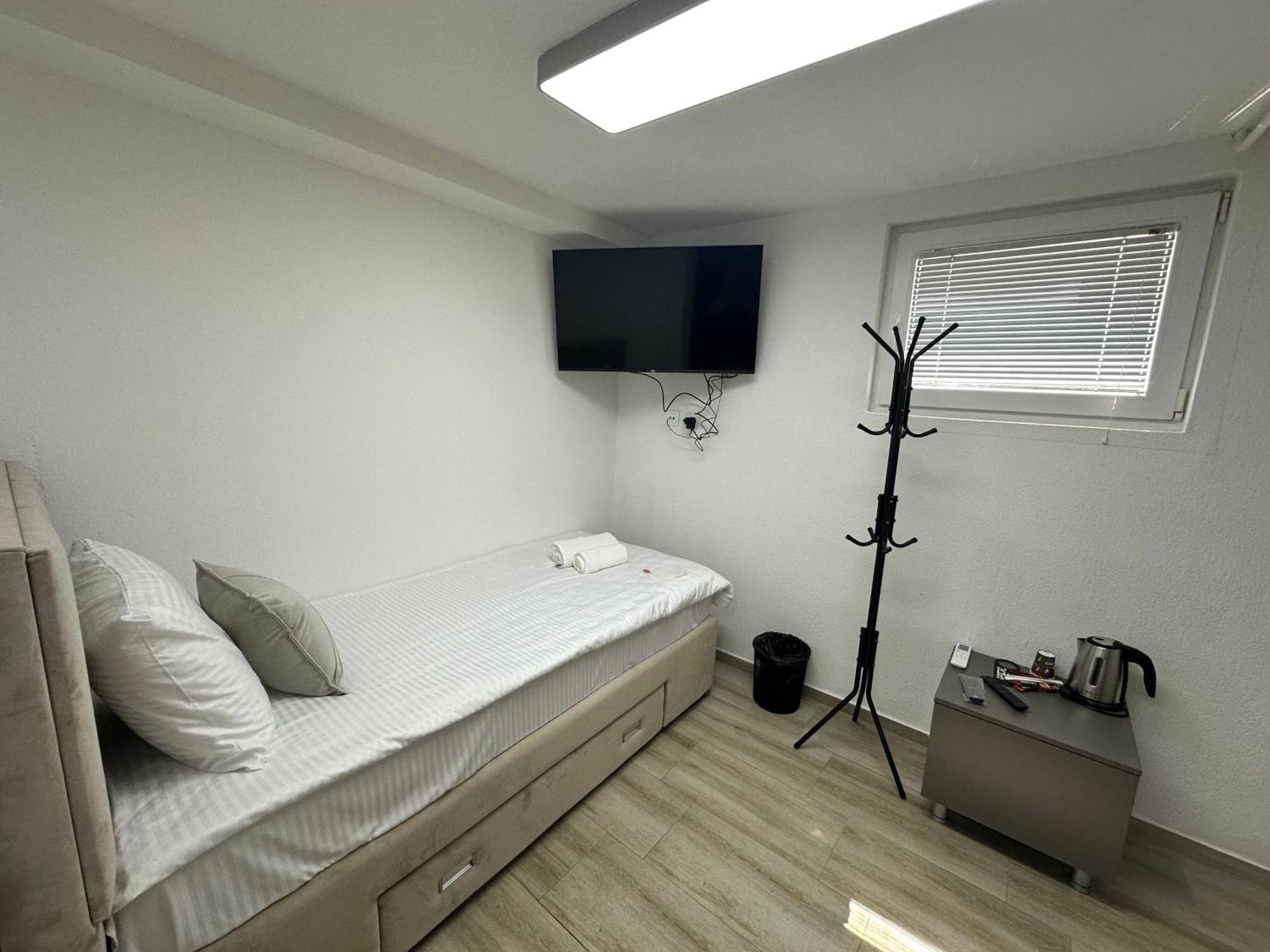 Next Rooms Skopje Eksteriør billede
